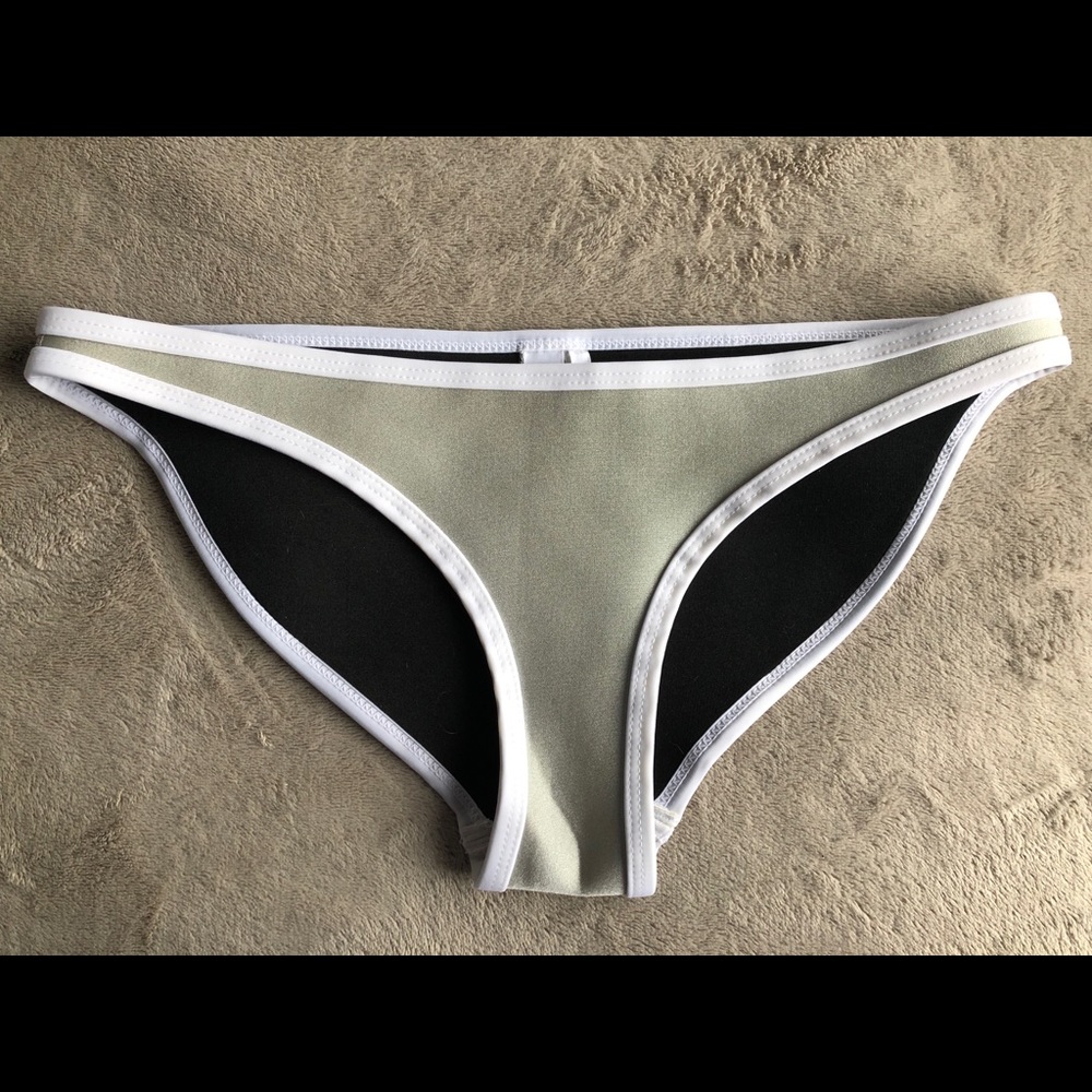 Hoaka Swimwear Full Coverage bottom